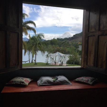 Casa Finca Tipica The Lake Hotel Guatape Bagian luar foto